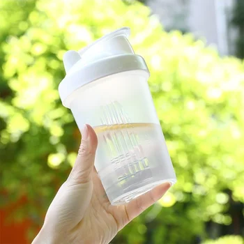 400ML de Plástico Kawaii Garrafas de Água para Meninas de Esportes Mistura do Copo Shaker Proteína de Garrafa de Água de Bebida Copa Cozinha Branco Copos